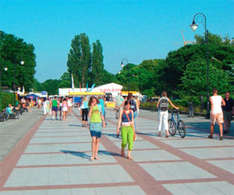 Promenade im Ostseebad Swinemünde (Foto: Gerhard Buchheister)