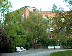Das Greifswalder Friedrich-Ludwig-Jahn-Gymnasium (Foto: Adrian Bueckling)